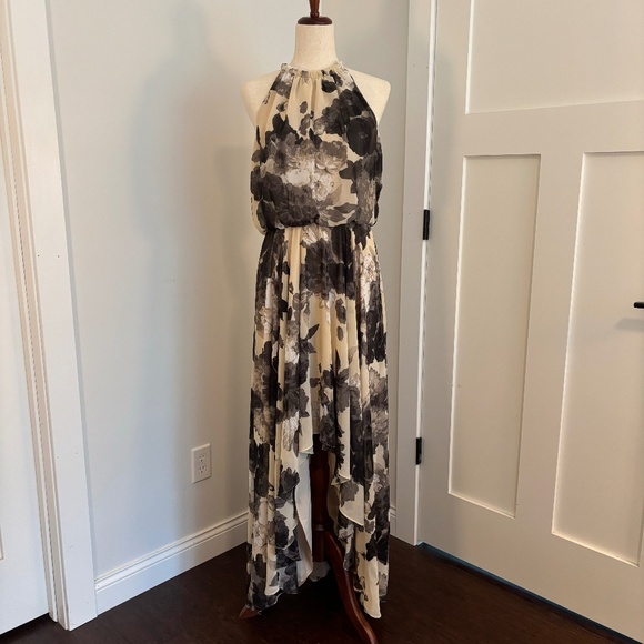 Eliza J Dresses & Skirts - Eliza J Floral Print Halter Neck Dress with Metal Detail at Neck
